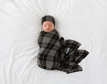 Load image into Gallery viewer, Sanders Swaddle &amp; Beanie Set
