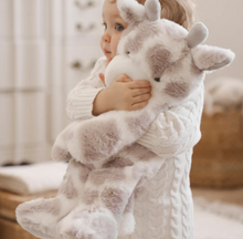 Load image into Gallery viewer, Giraffe Bedtime Huggie