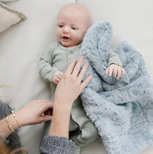 Load image into Gallery viewer, Dream Mini Blanket