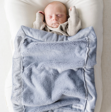 Load image into Gallery viewer, Lush Mini Blanket