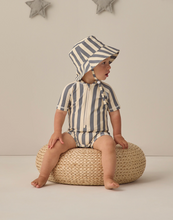 Load image into Gallery viewer, Ocean Retro Stripe Bucket Hat