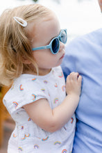 Load image into Gallery viewer, Up In The Air Keyhole Sunglasses