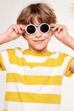 Load image into Gallery viewer, Into The Mist Original Round Sunglasses