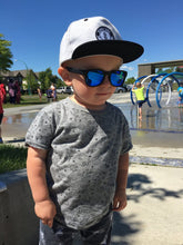 Load image into Gallery viewer, Black Mirrored Blue Sunglasses