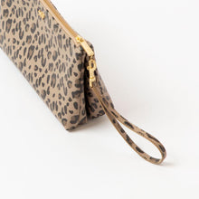 Load image into Gallery viewer, Leopard Classic Zip Pouch