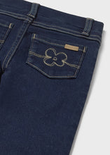 Load image into Gallery viewer, Dark Wash Flower Stitch Jegging
