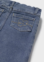 Load image into Gallery viewer, Light Wash Flower Stitch Jegging

