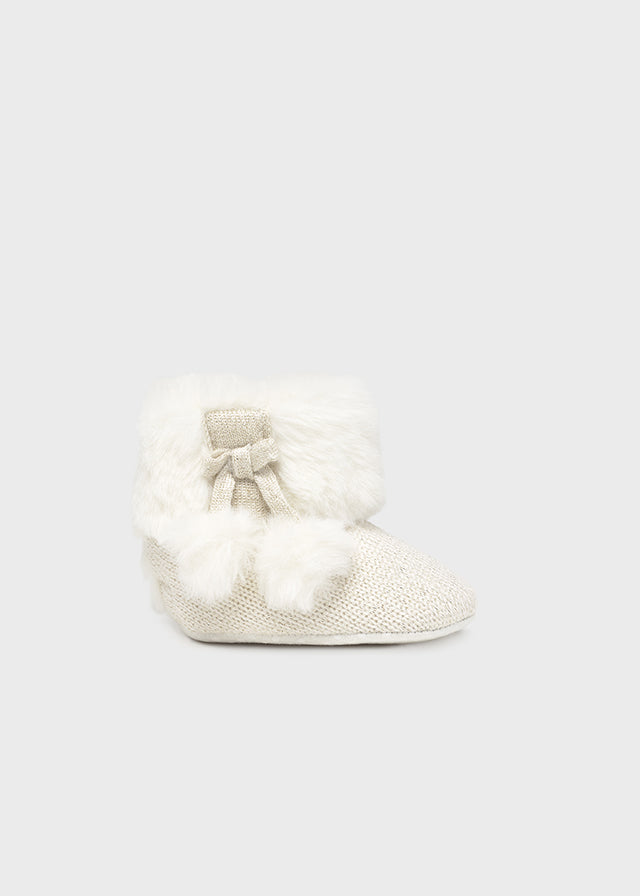 Heathered Oat Pom Pom Knit Booties