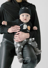 Load image into Gallery viewer, Trick-Or-Treat 3pc Glow In The Dark Set
