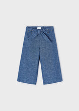 Load image into Gallery viewer, Chambray Cropped Linen Pant
