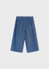 Load image into Gallery viewer, Chambray Cropped Linen Pant
