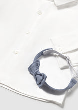 Load image into Gallery viewer, Chambray Bow Tie Button Up Set

