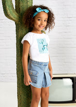 Load image into Gallery viewer, Light Wash Cargo Denim Shorts
