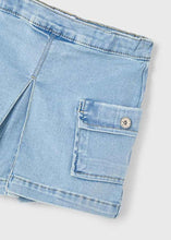 Load image into Gallery viewer, Light Wash Cargo Denim Shorts
