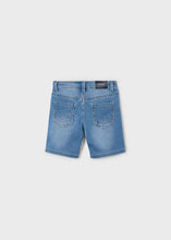Load image into Gallery viewer, Medium Wash Stretch Denim Shorts
