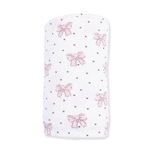 Load image into Gallery viewer, Bows &amp; Hearts Swaddle Blanket
