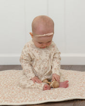 Load image into Gallery viewer, Floral Vine 2pc Set
