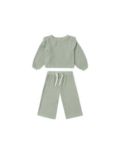 Load image into Gallery viewer, Fern Ruffle Cozy Set
