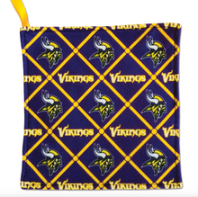 Load image into Gallery viewer, Minnesota Vikings Gift Set
