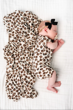 Load image into Gallery viewer, Sloane Swaddle Blanket
