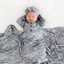 Load image into Gallery viewer, Scarlet Swaddle Blanket
