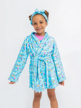 Load image into Gallery viewer, Rainbows Plush Robe
