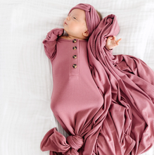 Load image into Gallery viewer, Marjorie Ribbed Swaddle Blanket
