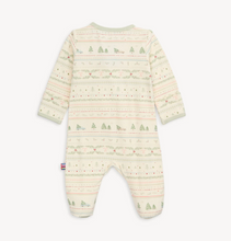 Load image into Gallery viewer, Time Of Wonder Modal Magnetic Footie
