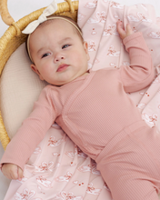 Load image into Gallery viewer, Perfect Pink Side Snap Bodysuit Set
