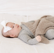 Load image into Gallery viewer, Bamboni Mini Blanket
