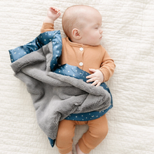 Load image into Gallery viewer, Satin Border Mini Blanket
