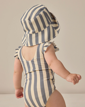 Load image into Gallery viewer, Ocean Retro Stripe Bucket Hat
