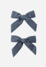 Load image into Gallery viewer, Navy Bows - Set of 2
