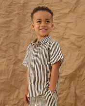 Load image into Gallery viewer, Collared Wavy Stripe Button Up Shirt
