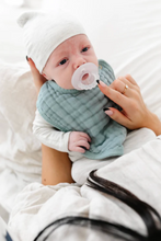 Load image into Gallery viewer, Cloud Muslin Bib- 2 Pack
