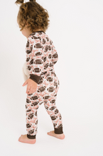Load image into Gallery viewer, Bows &amp; Touchdowns PJ Set
