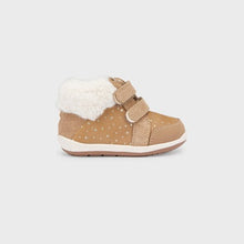 Load image into Gallery viewer, Butterscotch Faux Fur Leather Velcro Shoe
