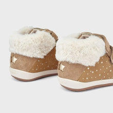 Load image into Gallery viewer, Butterscotch Faux Fur Leather Velcro Shoe
