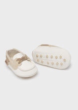 Load image into Gallery viewer, Natural Baby Loafer
