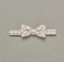 Load image into Gallery viewer, Dove Check Bow Tie
