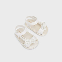 Load image into Gallery viewer, White Bow Baby Sandal
