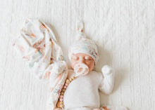 Load image into Gallery viewer, Enchanted Knit Swaddle Blanket
