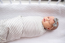 Load image into Gallery viewer, Everest Knit Swaddle Blanket
