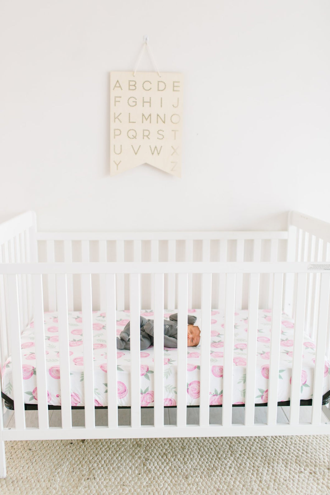 Grace Knit Fitted Crib Sheet