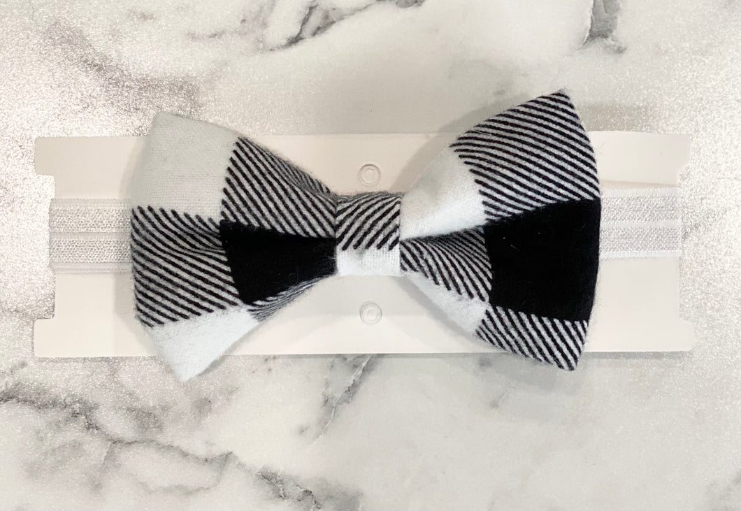 Black/White Plaid Bow Tie