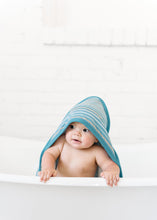 Load image into Gallery viewer, Milo Knit Hooded Towel
