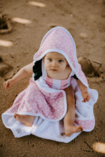 Load image into Gallery viewer, Lucy Knit Hooded Towel
