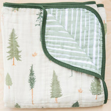 Load image into Gallery viewer, Pine Cotton 4-Layer Muslin Quilt
