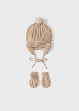 Load image into Gallery viewer, Camel Hat &amp; Mittens Set
