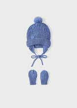 Load image into Gallery viewer, Winter Blue Hat &amp; Mittens Set
